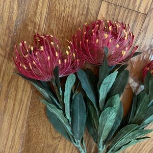 ⚠️ Set of 3 Faux Protea Stems